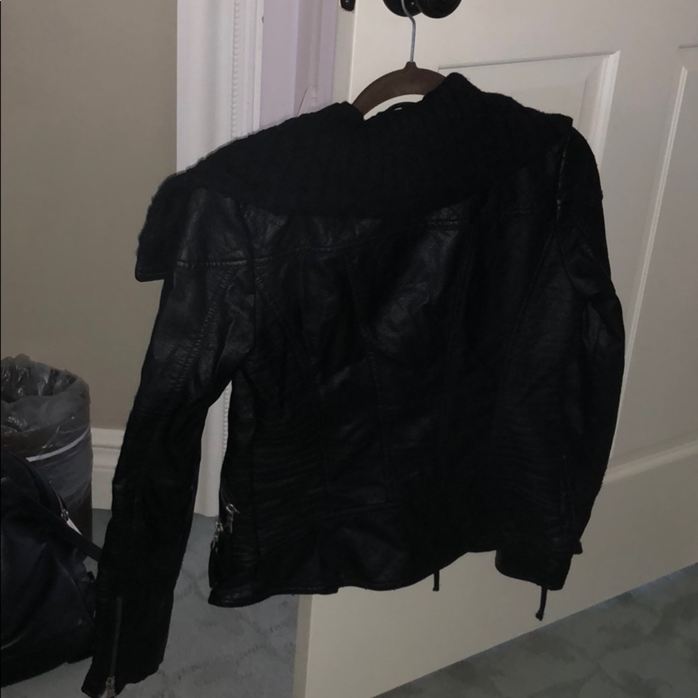 Leather jacket - Picture 5 of 6